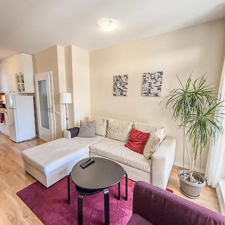 Scandi Business & Leisure